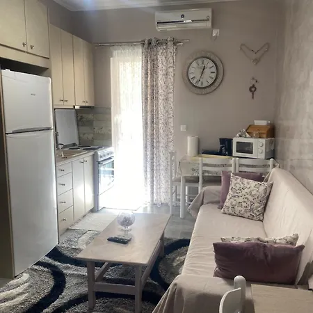 Zoe Akrata * Paralia Akratas