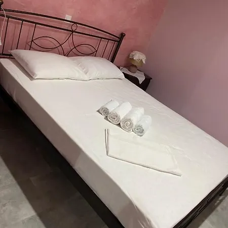 Apartment Zoe Akrata